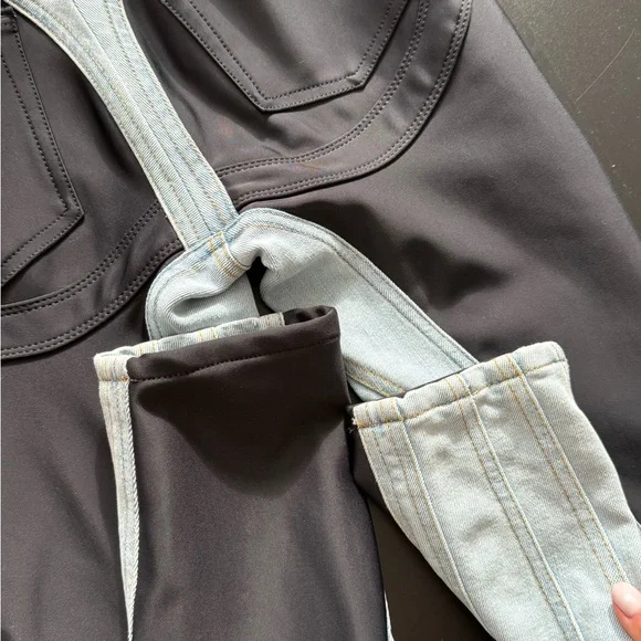 Mugler Stretch Jersey Trim Denim
Spiral skinny jeans Size 34 - Picture 7 of 9